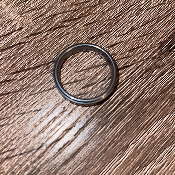 Mens Tungsten wedding band size 10.5 from zales - Picture 2 of 3